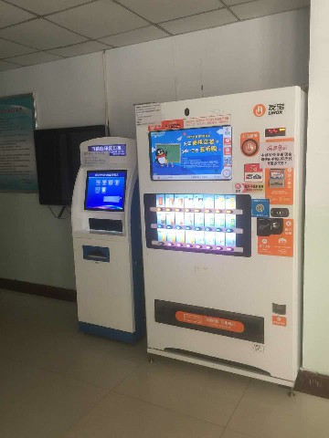 學(xué)校自助復印機1